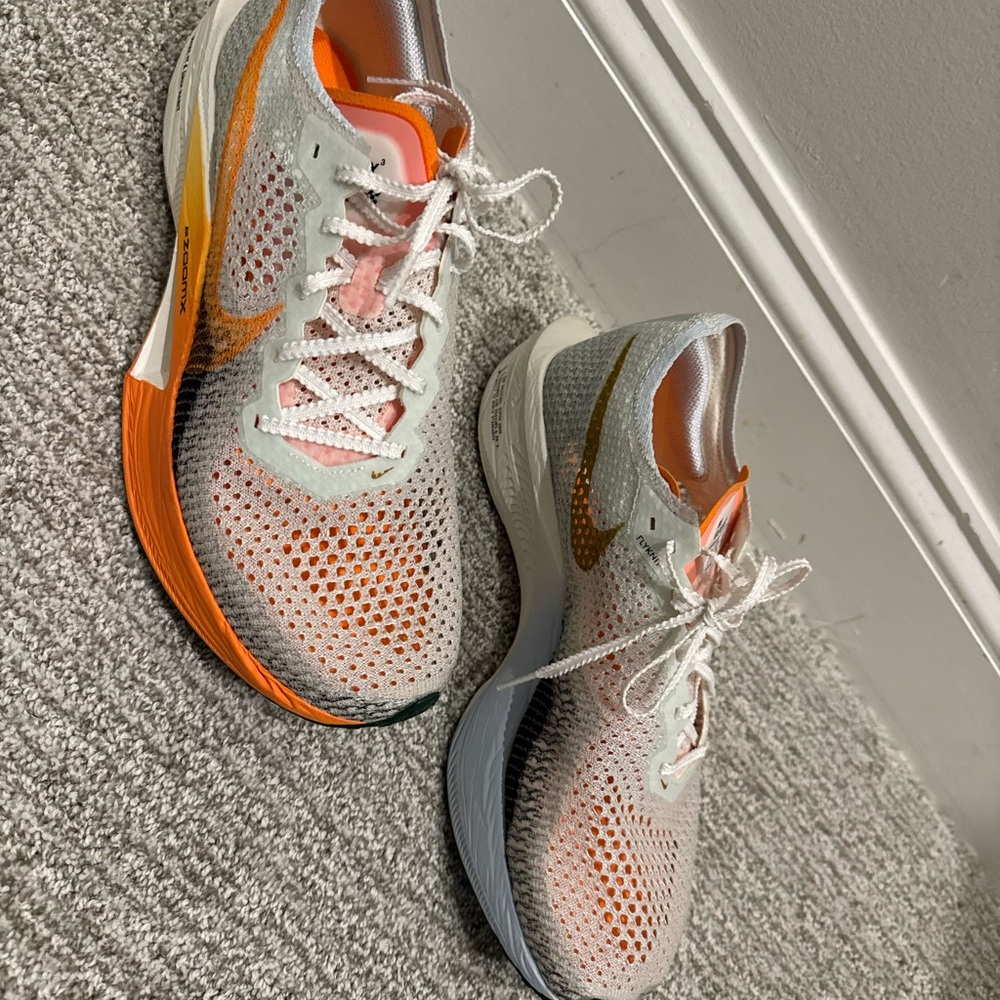 9.5 men’s vaporfly